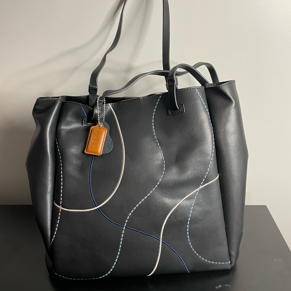 Maison De Beaute Marseille Tote Bag